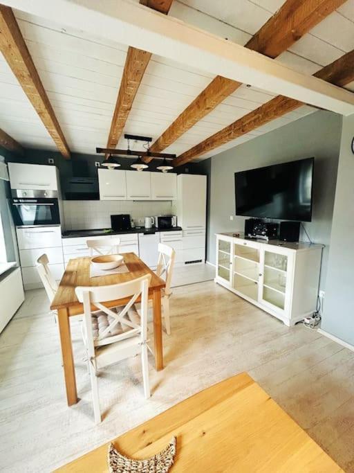 Ferienwohnung Am Wernerwald 쿡스하펜 외부 사진