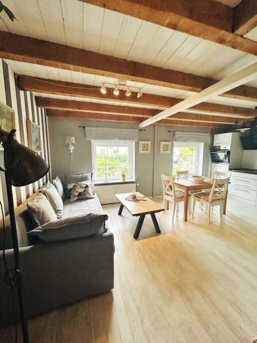 Ferienwohnung Am Wernerwald 쿡스하펜 외부 사진